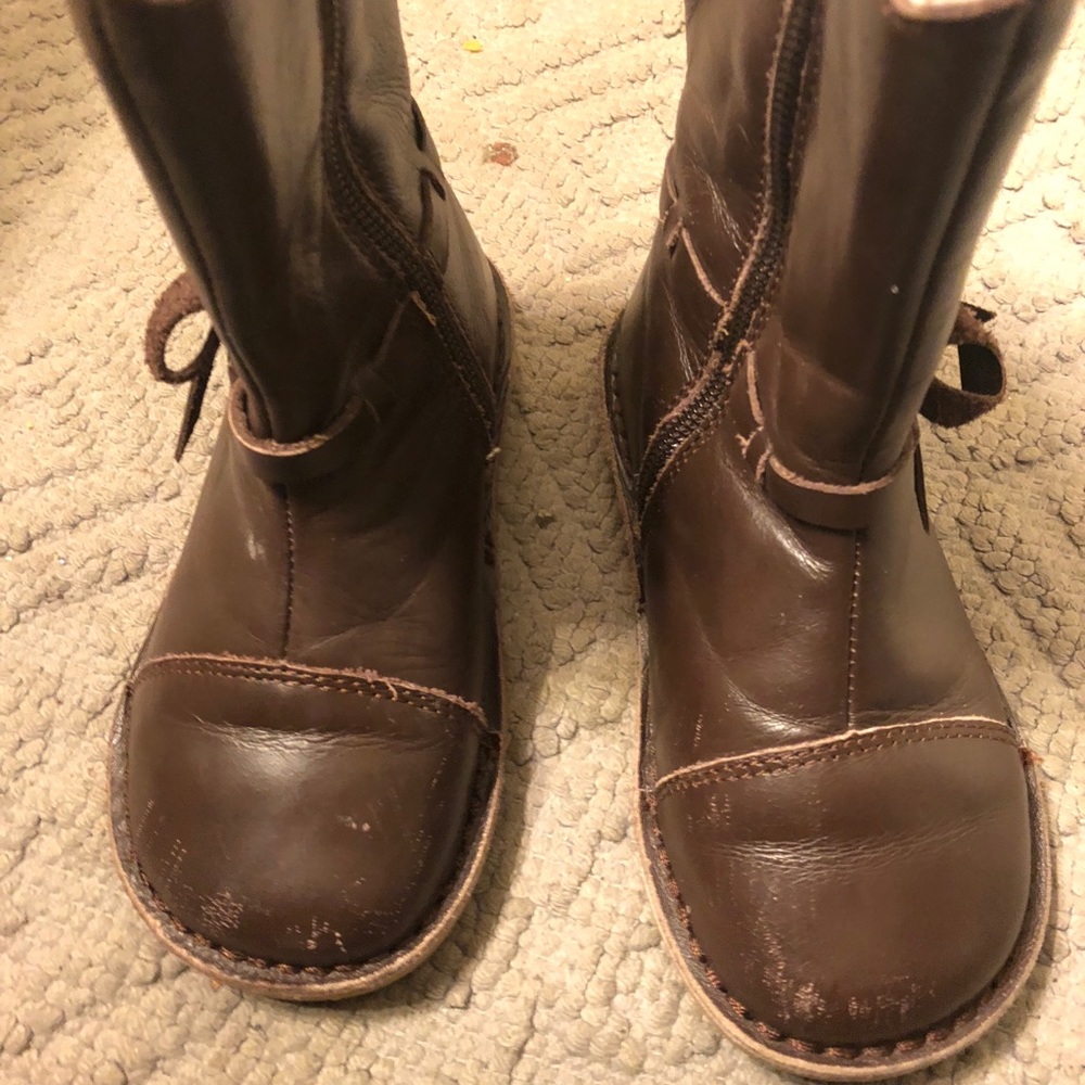 Livie & Luca brown boots